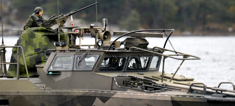 Illustration for article titled Is Sweden Hunting For A Russian Submarine In Distress Near Stockholm?